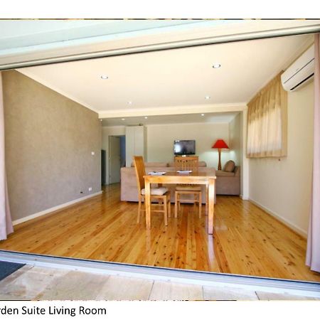 Southview Guest House Wollongong Dış mekan fotoğraf